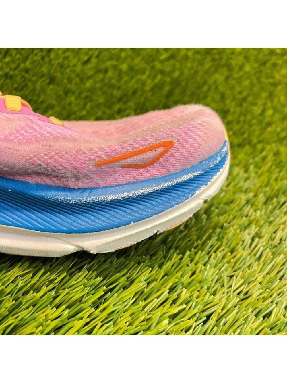 Hoka One One Clifton 9 Womens Size 7.5 Pink Blue Athletic Running Shoes Sneakers
